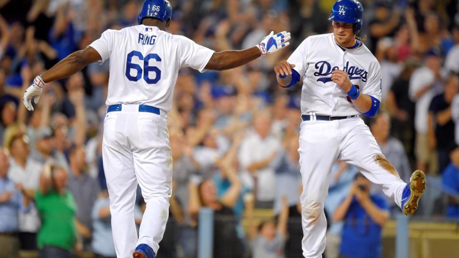 Dodgers ganan a Oakland tras remontar en 7mo inning 