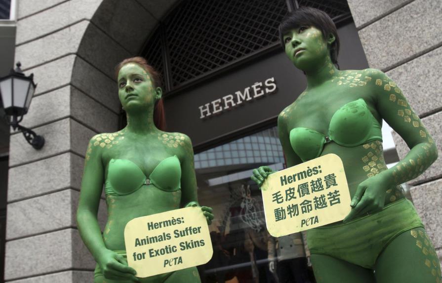Hermès, ¿prácticas crueles tras el bolso de cocodrilo?