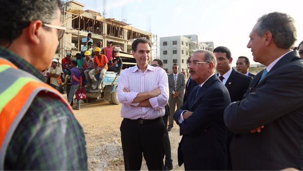 Visita sorpresa de Danilo Medina al proyecto de La Nueva Barquita