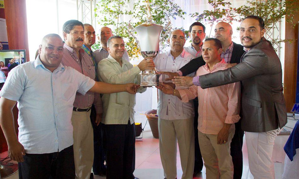 Basket superior de Moca inicia hoy dedicado al presidente Danilo Medina