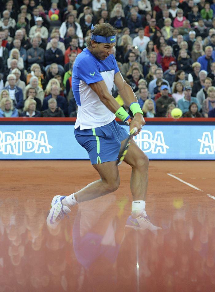 Rafael Nadal vence a Pablo Cuevas y se clasifica a semifinales de Hamburgo