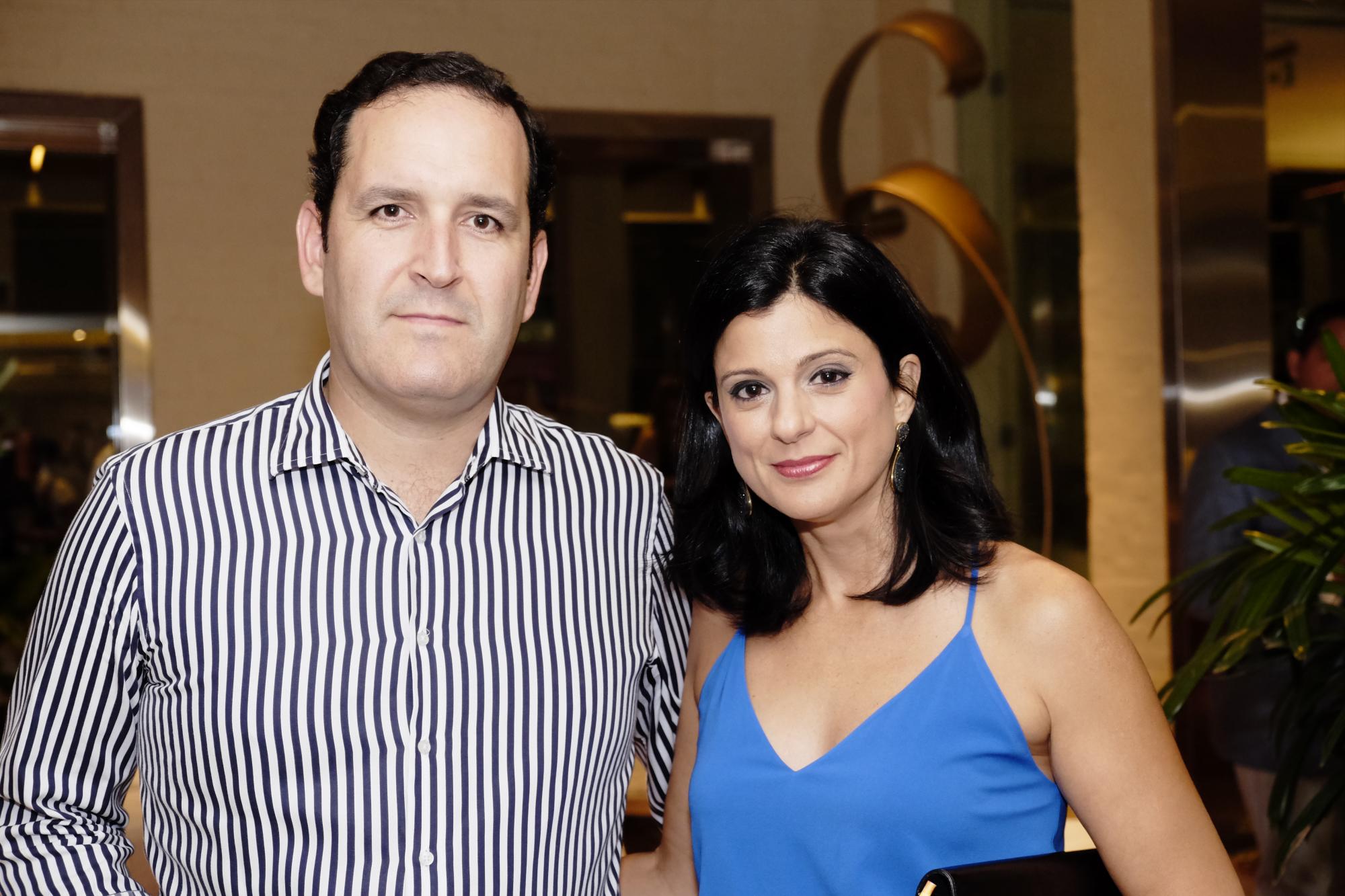 José Antonio Álvarez y Cecilia de Álvarez.