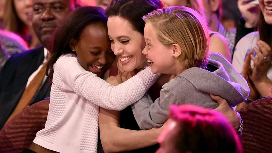 Aseguran que hija adoptiva de Angelina Jolie quiere regresar con su madre biológica Aseguran que hija adoptiva de Angelina Jolie quiere regresar con su madre biológica