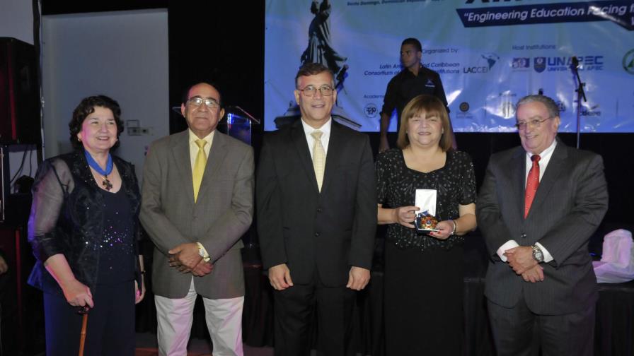 LACCEI reconoce a Ministra de Panamá