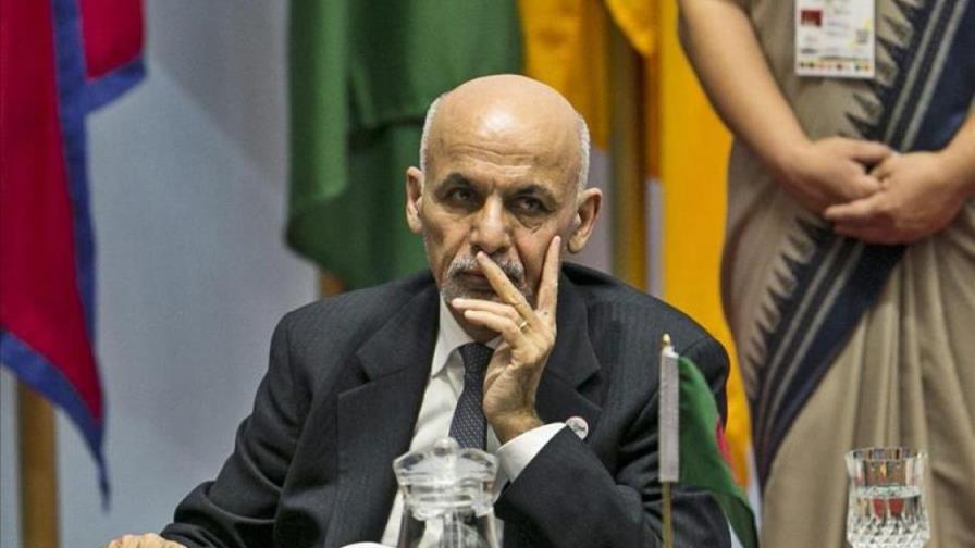 Ghani asegura que se abre “una nueva ventana” a la paz tras la muerte de Omar