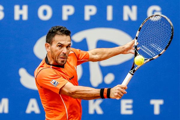 Víctor Estrella avanza en el Citi Open de Washington