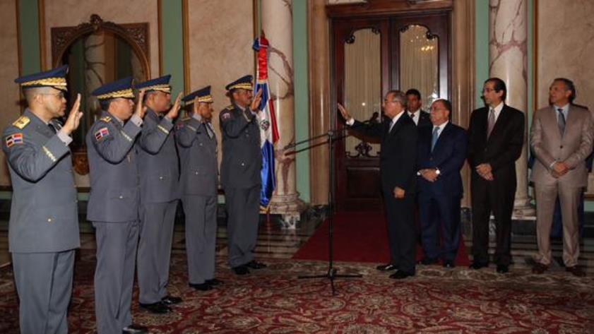 Danilo Medina juramenta a los nuevos funcionarios
