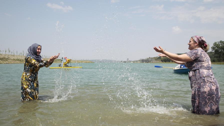 Chechenia habilita playa sólo para mujeres 