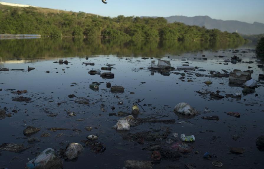 Agua de Río “no es un problema grave”, según FINA 