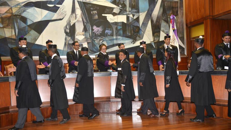 Jueza de la Suprema dice que la práctica viciada de un abogado es vergüenza para él y su familia 