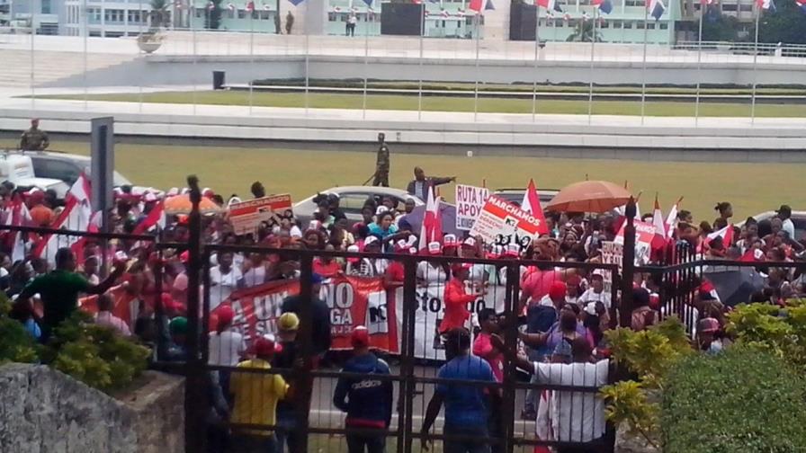 Movimiento Rebelde exige a la JCE su reconocimiento Movimiento Rebelde exige a la JCE su reconocimiento