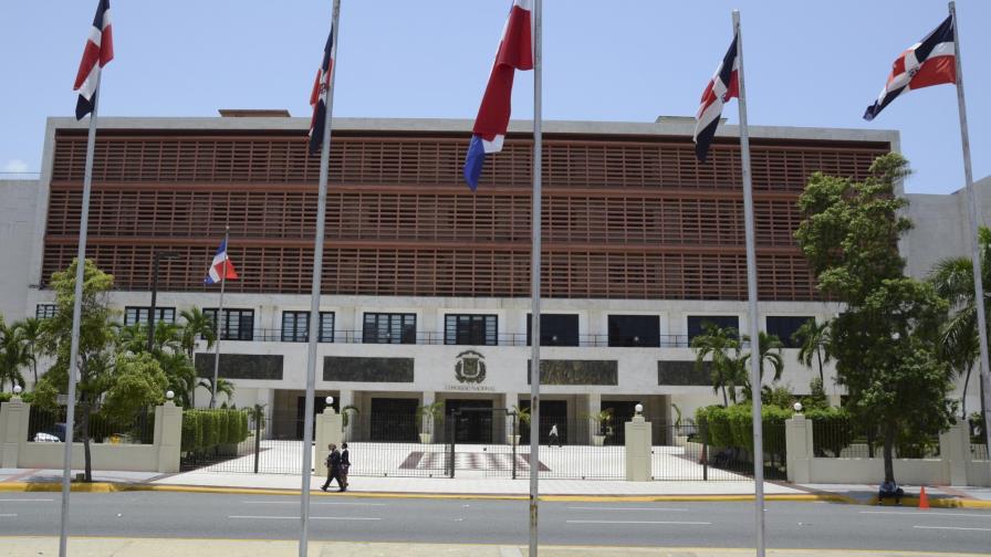 Partidos podrían postular candidatos a diputado nacional fuera de alianzas