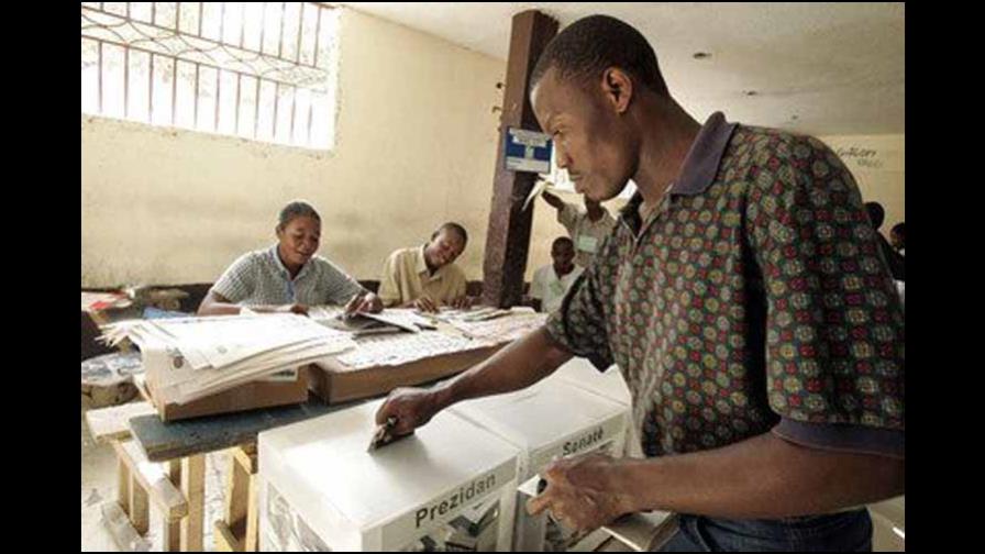 Las elecciones en Haití resultan cruciales para consolidar la democracia