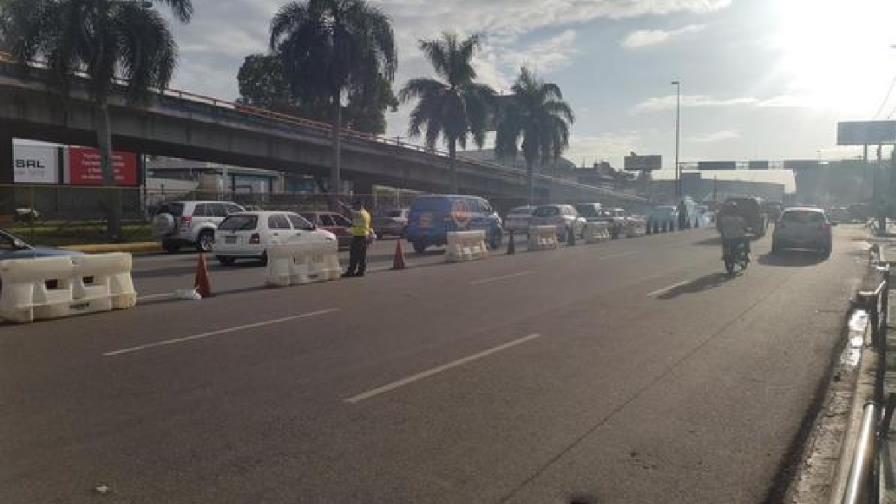 Realizan pruebas para agilizar el tránsito en elevados de avenida Kennedy