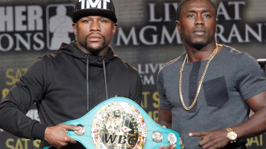 Floyd Mayweather Jr. inicia promoción de su combate con Andre Berto 