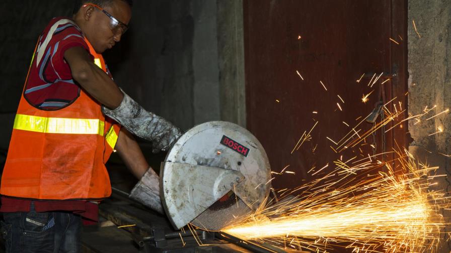 Crédito de banca múltiple sube más RD$455 mil MM en 10 años Crédito de banca múltiple sube más RD$455 mil MM en 10 años