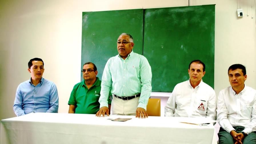 Buscan alternativas para el rescate de caficultura