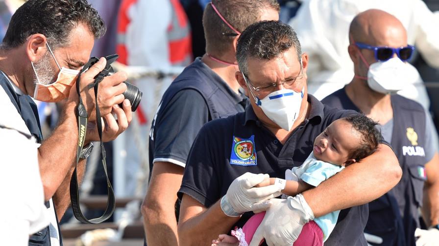 Italia: Habrían muerto unos 200 migrantes en reciente naufragio  