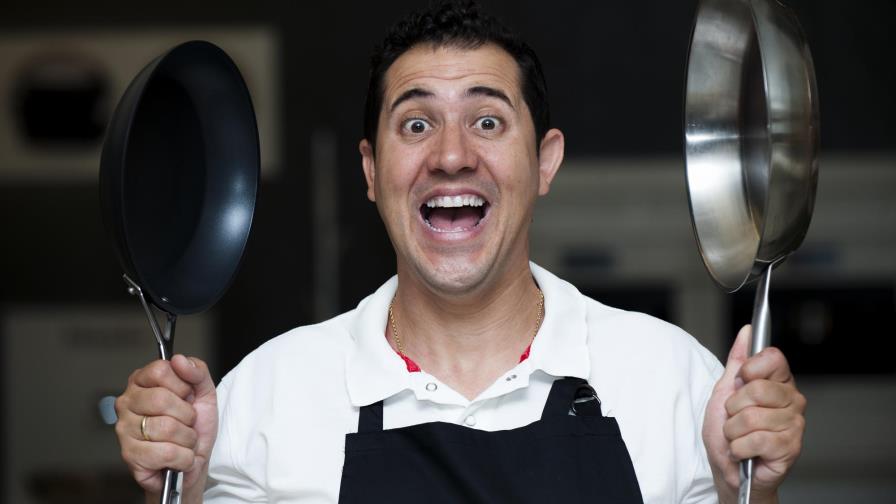 De profesión, amo de casa De profesión, amo de casa