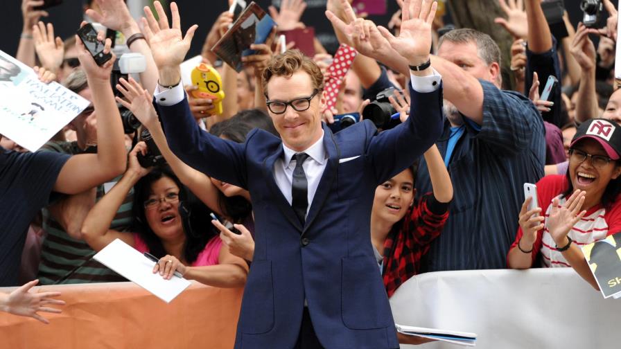 Benedict Cumberbatch pide que no le graben mientras interpreta a Hamlet Benedict Cumberbatch pide que no le graben mientras interpreta a Hamlet