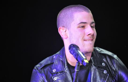 Nick Jonas enloquece a seguidores de RD