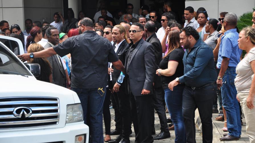 Sepultan en Santiago hijo del merenguero típico Krisspy