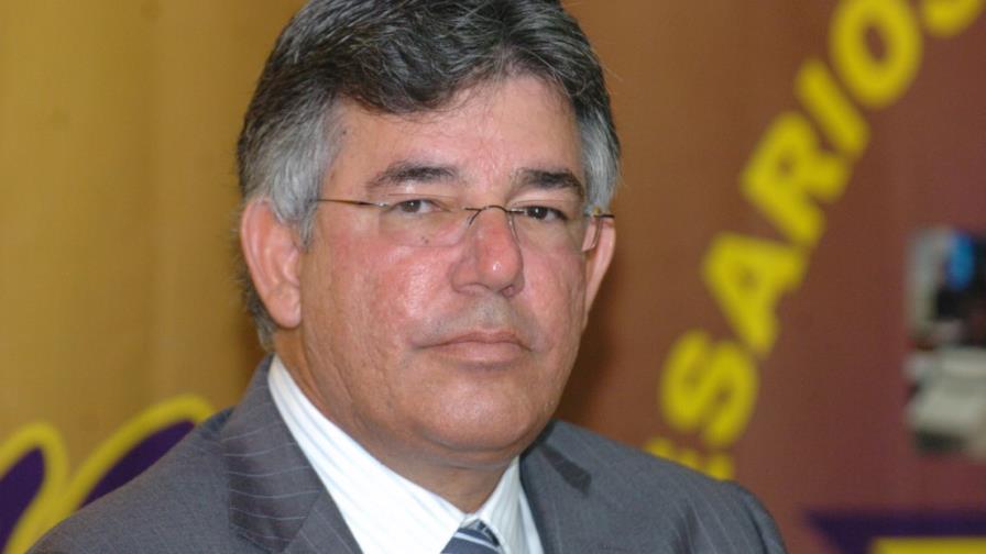 La Policía identifica a quienes asaltaron a exministro Víctor Díaz Rúa La Policía identifica a quienes asaltaron a exministro Víctor Díaz Rúa