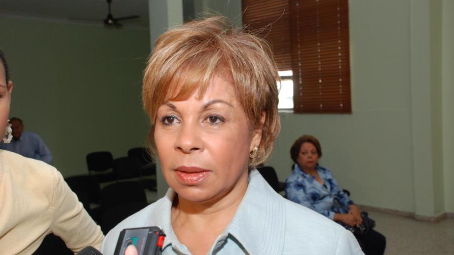 PRSC sanciona a Lila Alburquerque por violar los estatutos