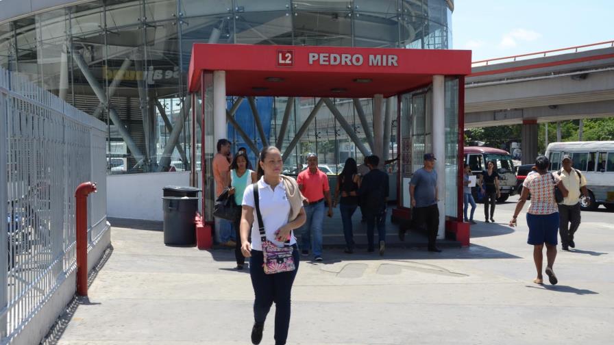 Falla eléctrica que afecta la Línea 2 del Metro se extiende por más de tres horas