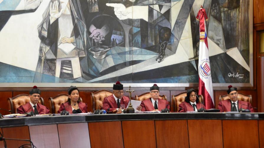 Procuraduría solicita al Tribunal Constitucional anular reglamento de notarios