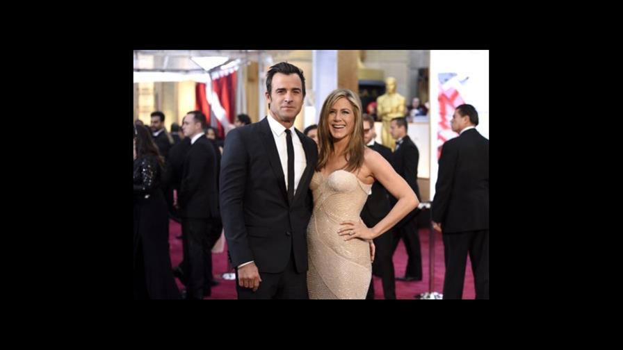 Boda de Jennifer Aniston y Theroux fue oficiada por Jimmy  Kimmel