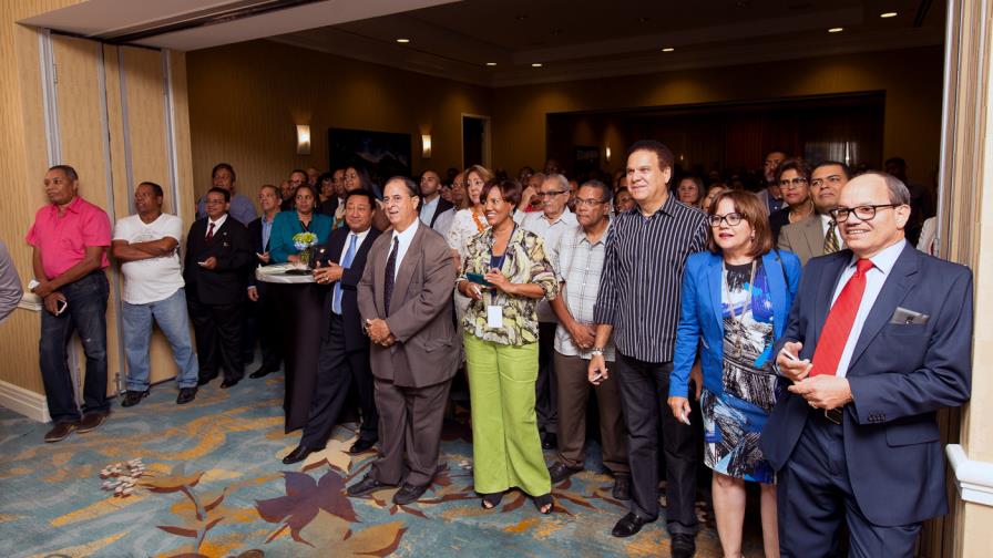 Banreservas realiza encuentro con comunidad dominicana en Puerto Rico