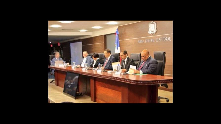 Partidos dicen no han sido notificados de decisión de la Junta Central Electoral 