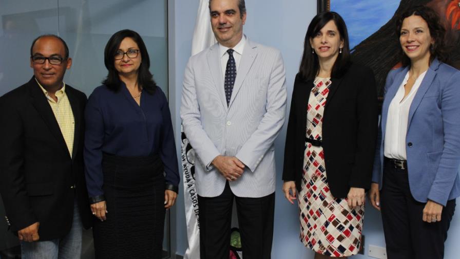 Luis Abinader: Estado debe realizar iniciativas concretas contra la violencia de género