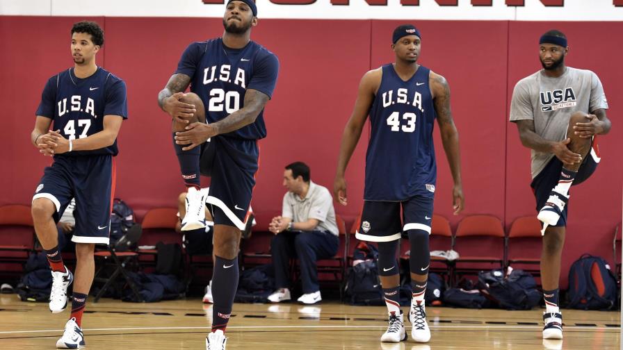 LeBron James encabeza los estelares en el campamento de Estados Unidos