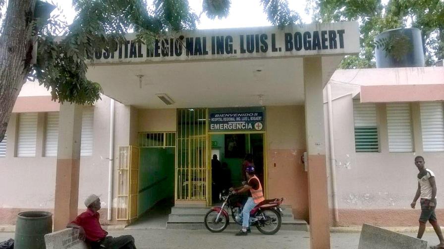 Médicos paralizan otra vez hospitales de Valverde en demanda de reivindicaciones    