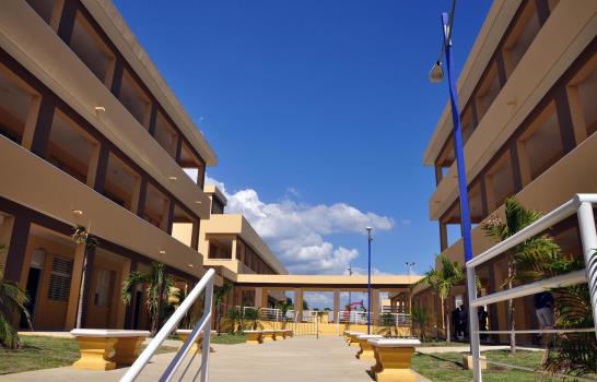 El presidente Medina entrega una estancia infantil y tres planteles escolares en Valverde El presidente Medina entrega una estancia infantil y tres planteles escolares en Valverde