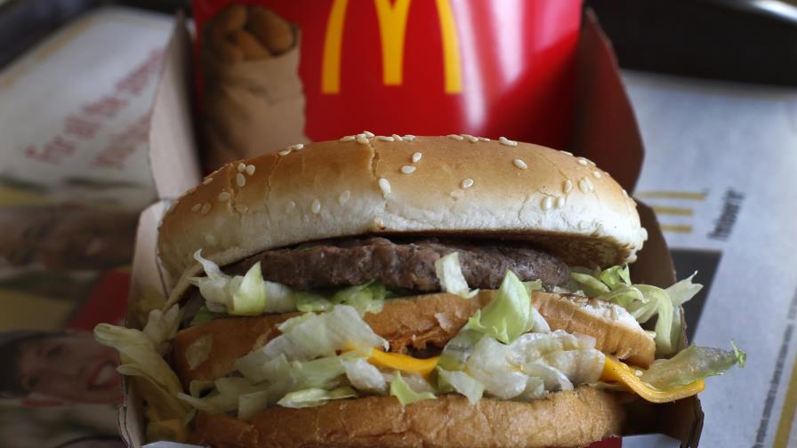 McDonald’s prohíbe a sus empleados dar de comer a los indigentes McDonald’s prohíbe a sus empleados dar de comer a los indigentes