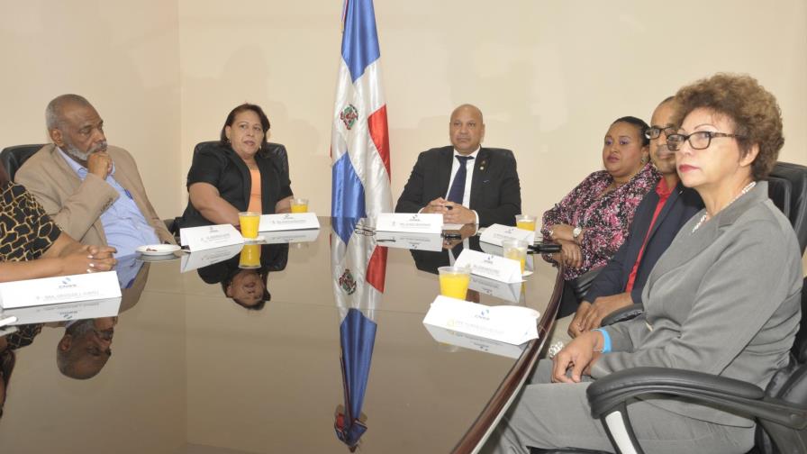 Piden a sindicalistas que retornen al Consejo Nacional de la Seguridad Social