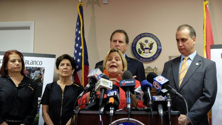 Embajada en Cuba sí. Embargo... también