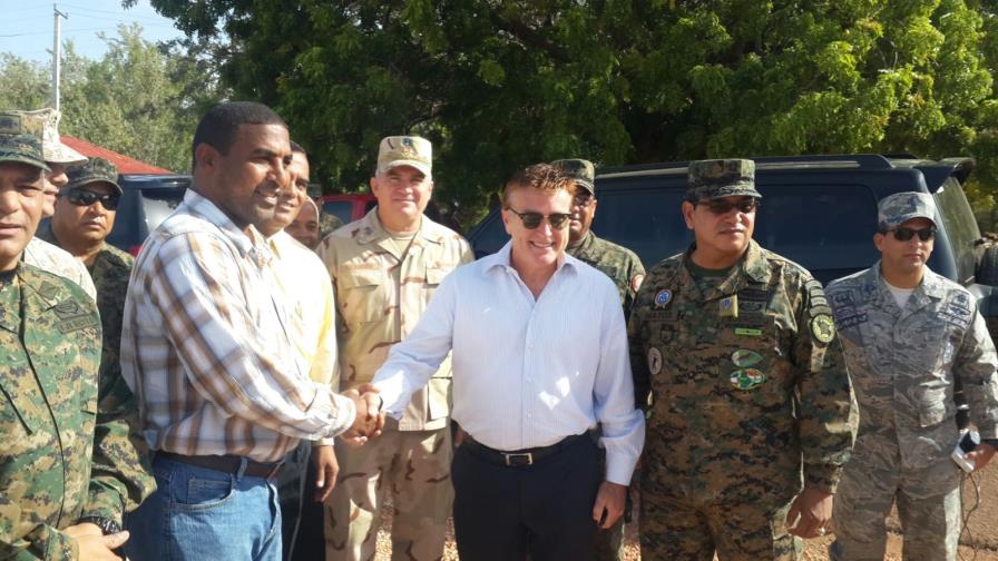 Embajador de EE.UU. destaca respeto a los derechos humanos en la frontera por Pedernales Embajador de EE.UU. destaca respeto a los derechos humanos en la frontera por Pedernales