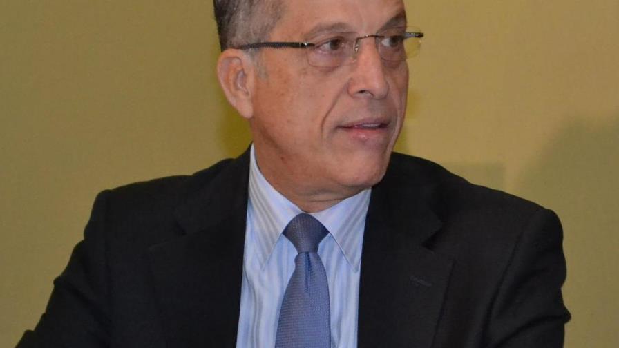 Dice Barrick violó ley al no informar al PE detalles de negociaciones con otra empresa