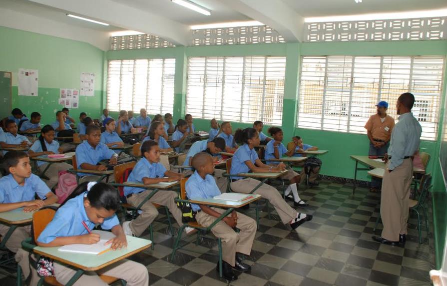 El año escolar comenzará en el distrito municipal de Caleta, en La Romana