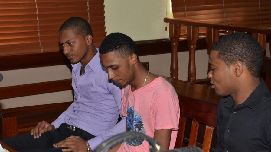 Tribunal condena a 30 años tres acusados de asesinar al presentador de televisión Claudio Nasco Tribunal condena a 30 años tres acusados de asesinar al presentador de televisión Claudio Nasco