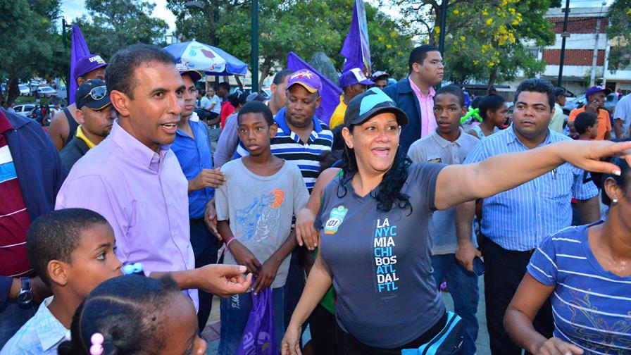 Domingo Contreras advierte no dejará aspiraciones porque cumple mandato de las bases del PLD Domingo Contreras advierte no dejará aspiraciones porque cumple mandato de las bases del PLD