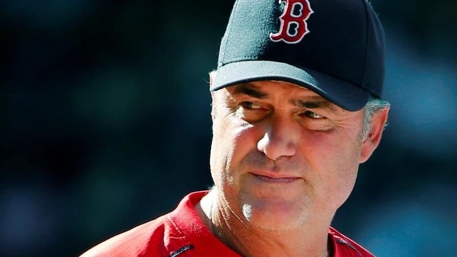 John Farrell visita a Medias Rojas de Boston tras anuncio de tener cáncer John Farrell visita a Medias Rojas de Boston tras anuncio de tener cáncer