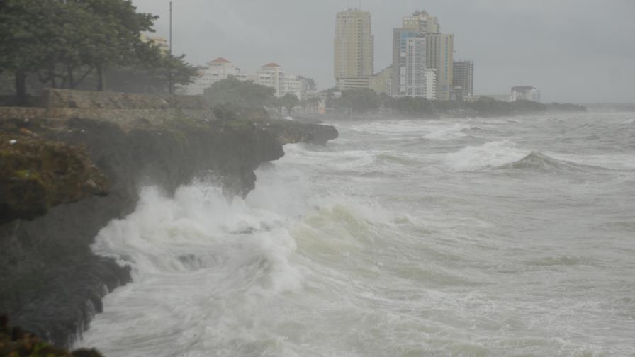 La República Dominicana indefensa ante los eventos climáticos; expertos recomiendan plan La República Dominicana indefensa ante los eventos climáticos; expertos recomiendan plan