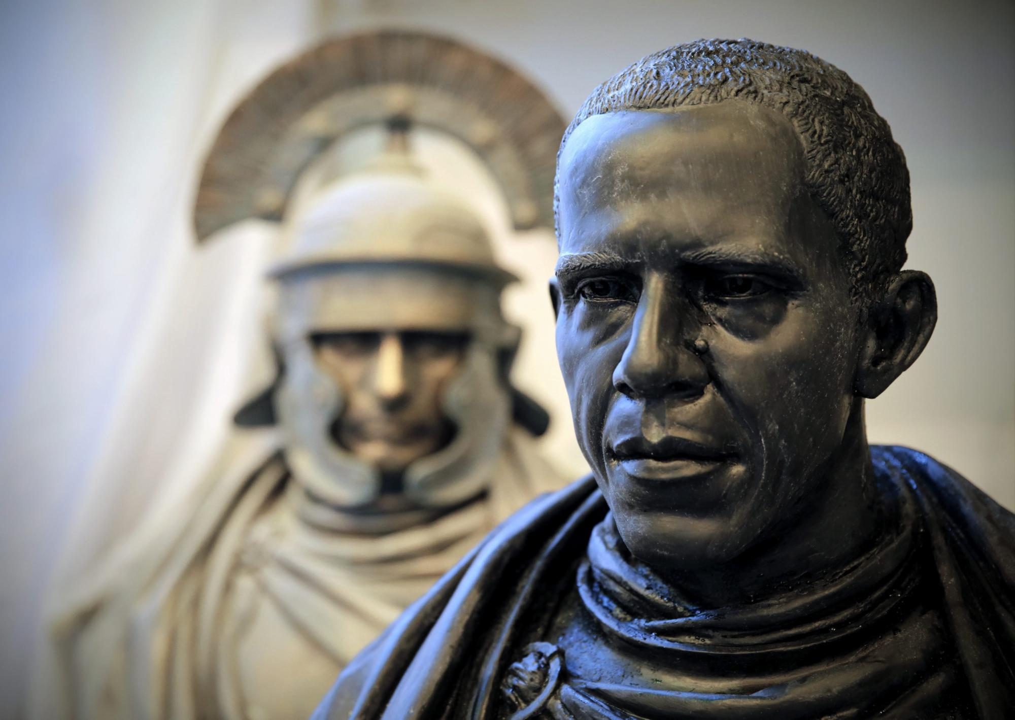 Esculturas romanas de Obama y Putin