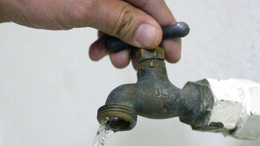 Lluvias mejoran servicio de agua en varios sectores Santo Domingo Oeste