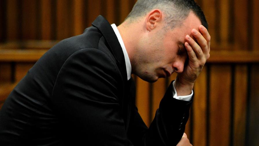 Fiscales en caso Pistorius apelan sentencia ante Corte Suprema 